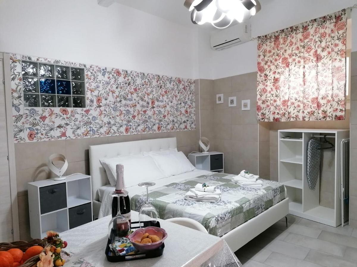 Apartamento Mary Maira Syracuse Exterior foto