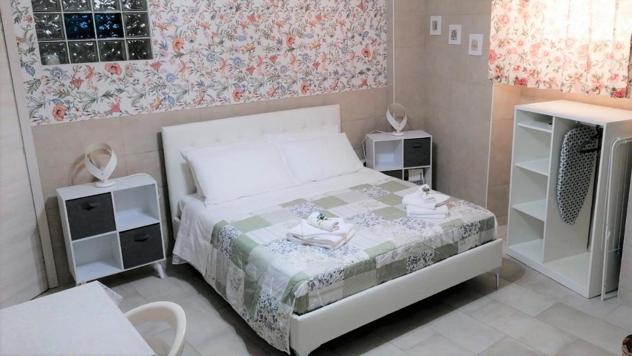 Apartamento Mary Maira Syracuse Exterior foto